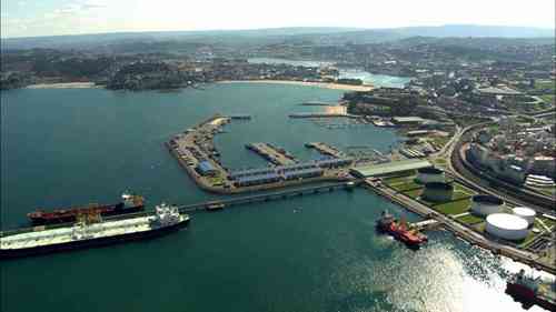 沉箱技术在港口基础设施建设中的应用