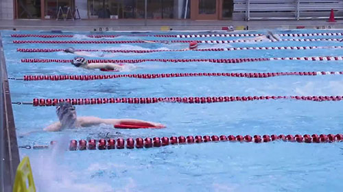 乔治亚大学游泳队训练