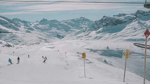 科索沃最大的滑雪场开门遇冷